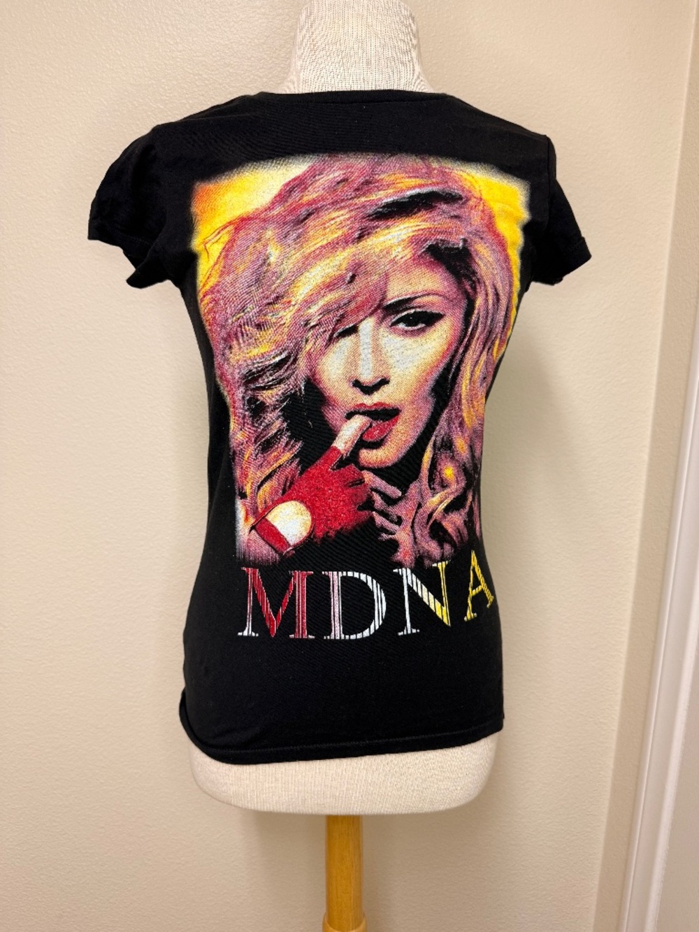 Madonna MDNA TOUR Black 2012 Tour Concert T-Shirt Medium Double Sided